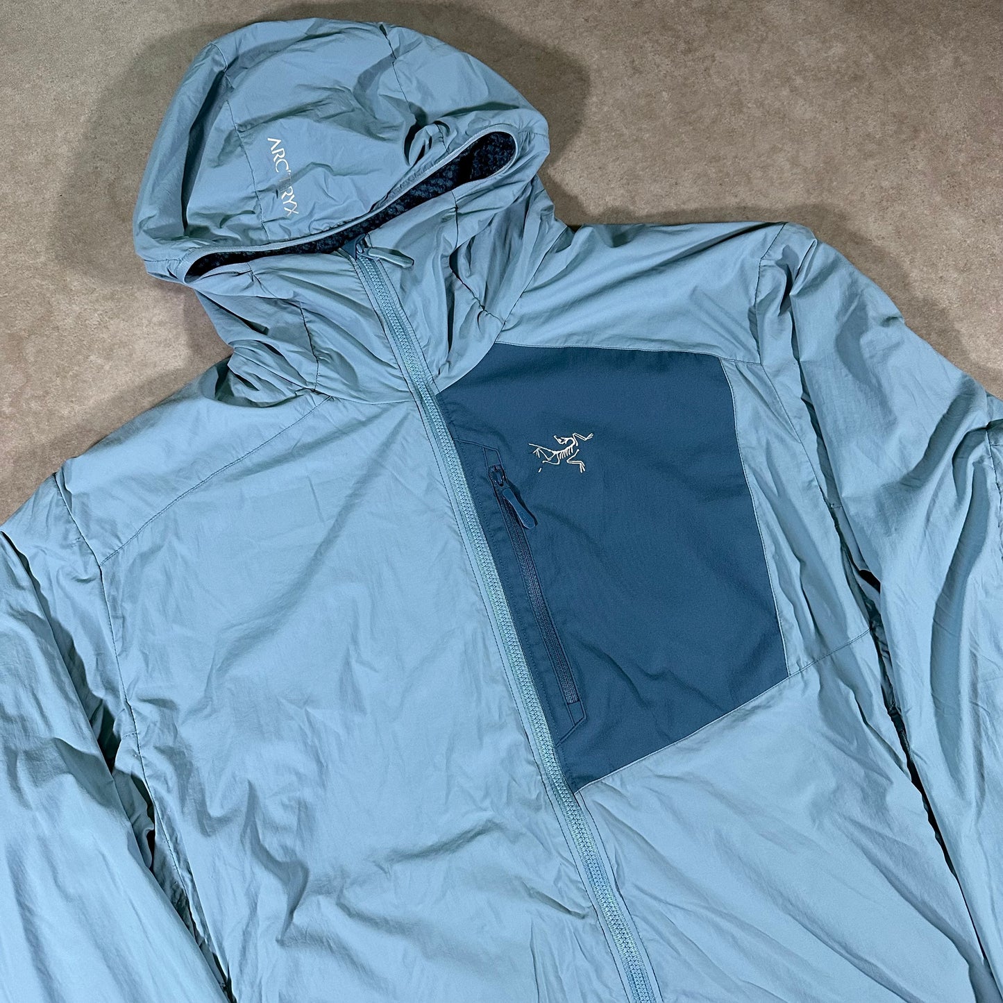 Arc’teryx lightweight jacket (XL)