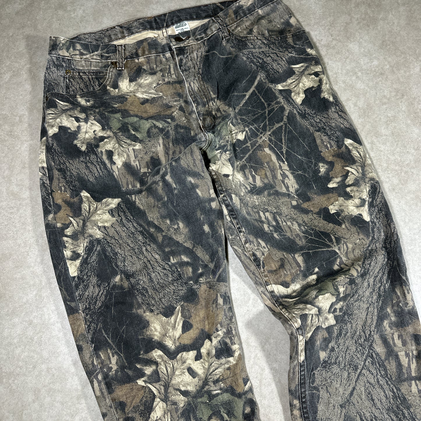 Mossy oak camo pants (38x32)