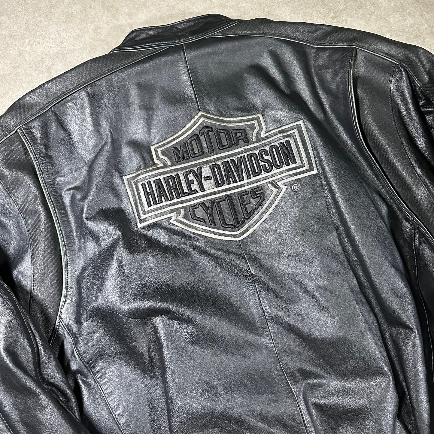 Vintage Harley Davidson leather jacket (XL)