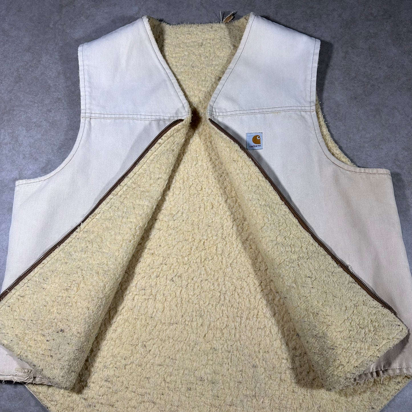 90s Carhartt Sun faded Canvas Sherpa lined vest (XL/XXL)
