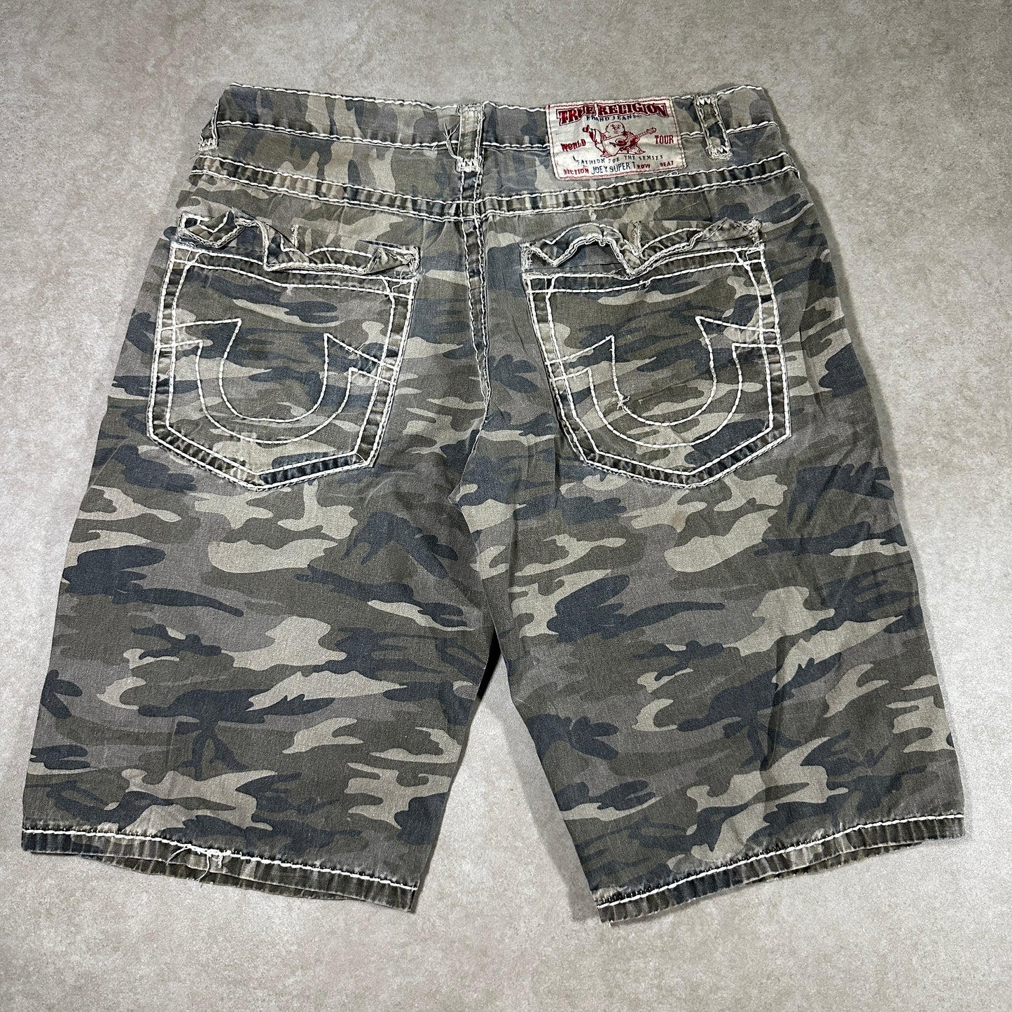 Vintage True Religion Camo Shorts (38W)