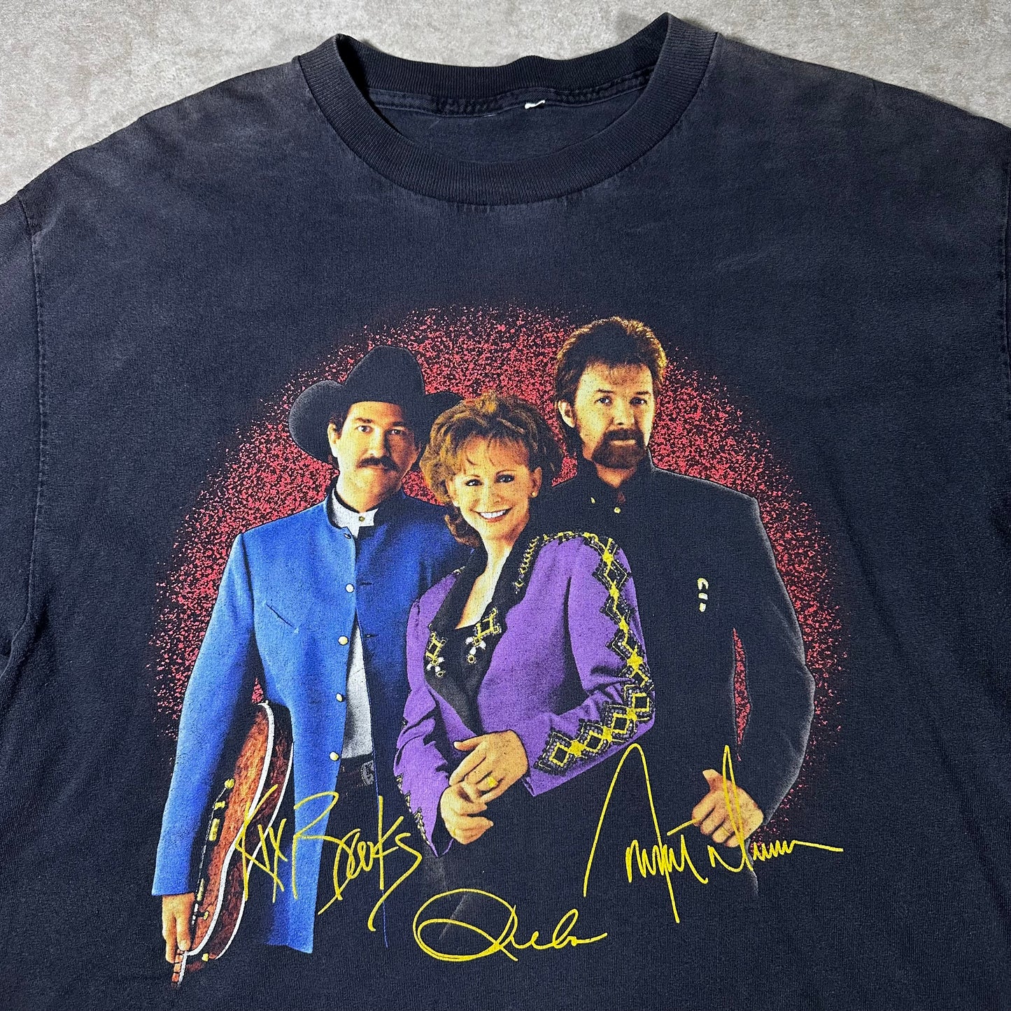 Vintage brooks and Dunn tee (XL)