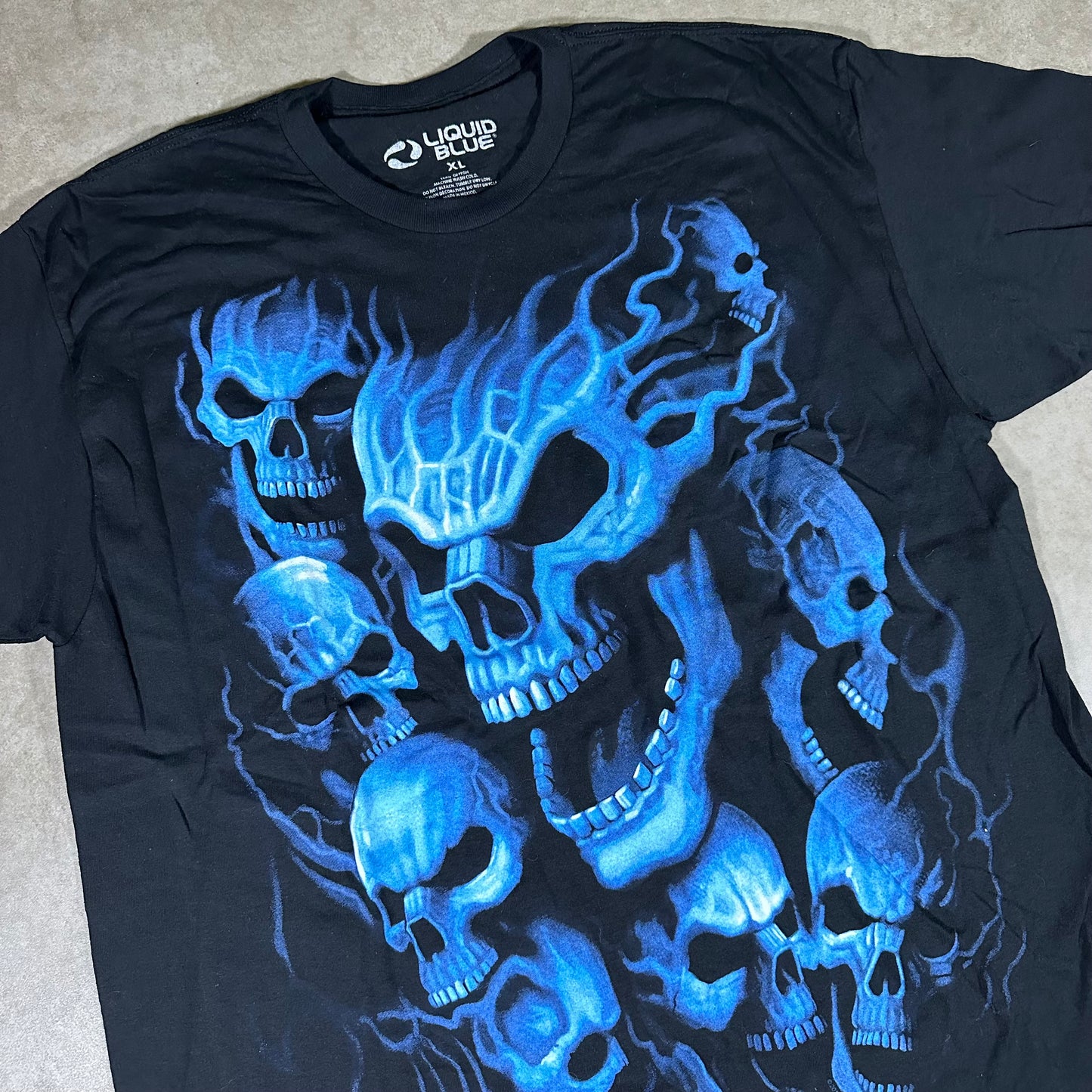 Liquid blue blue skull tee (XL)