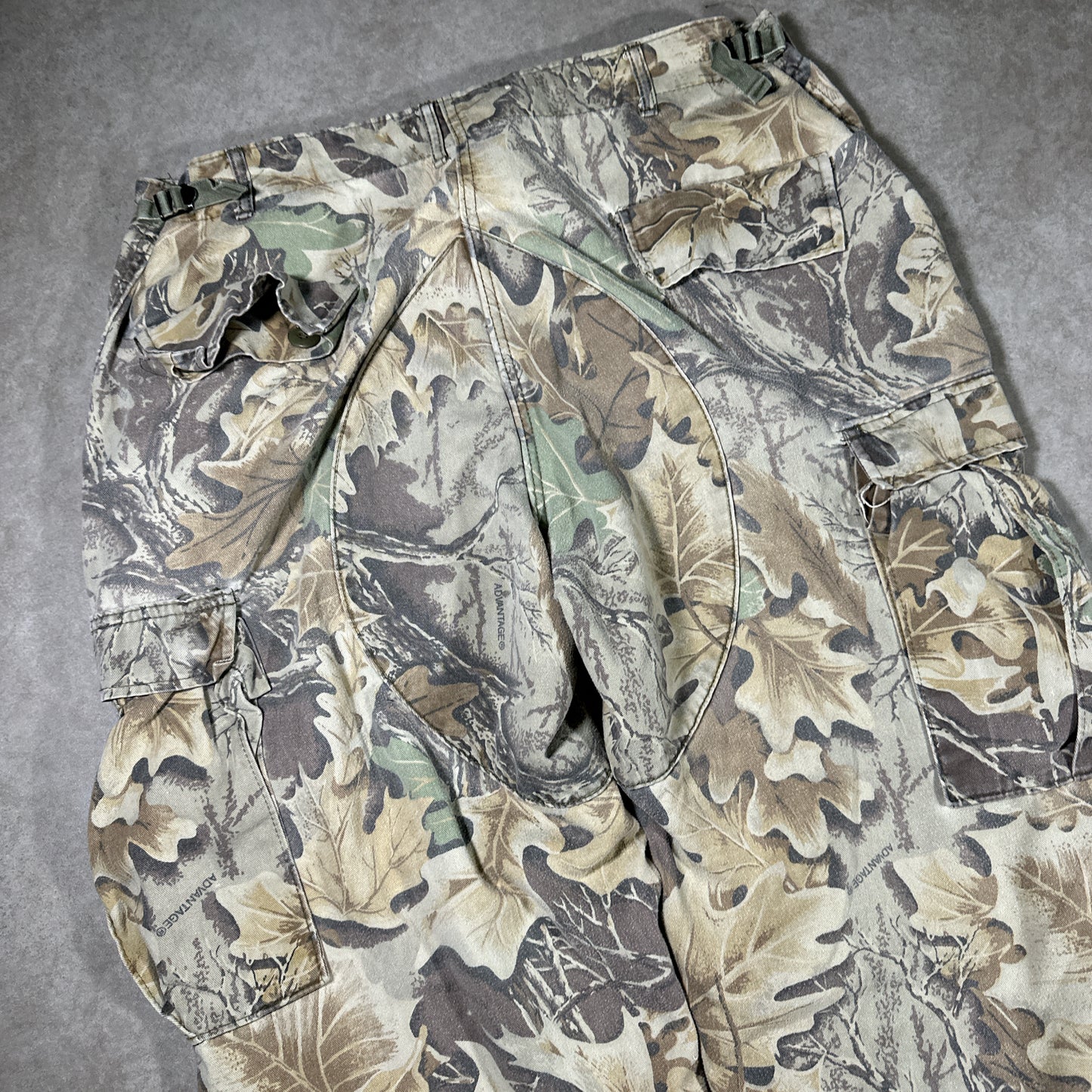Real tree camo pants (34x30)