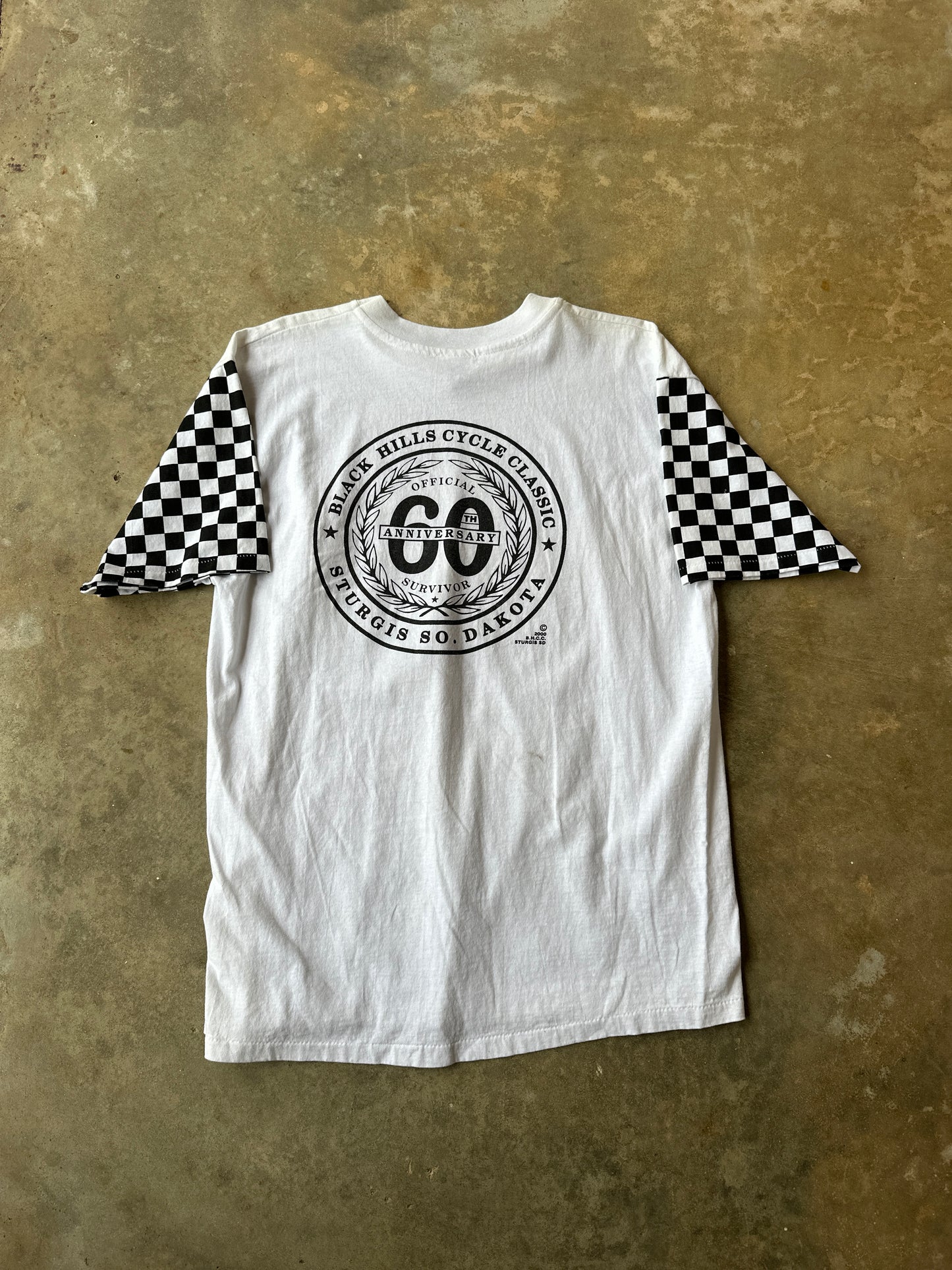 Vintage black hills classics tshirt (XL)