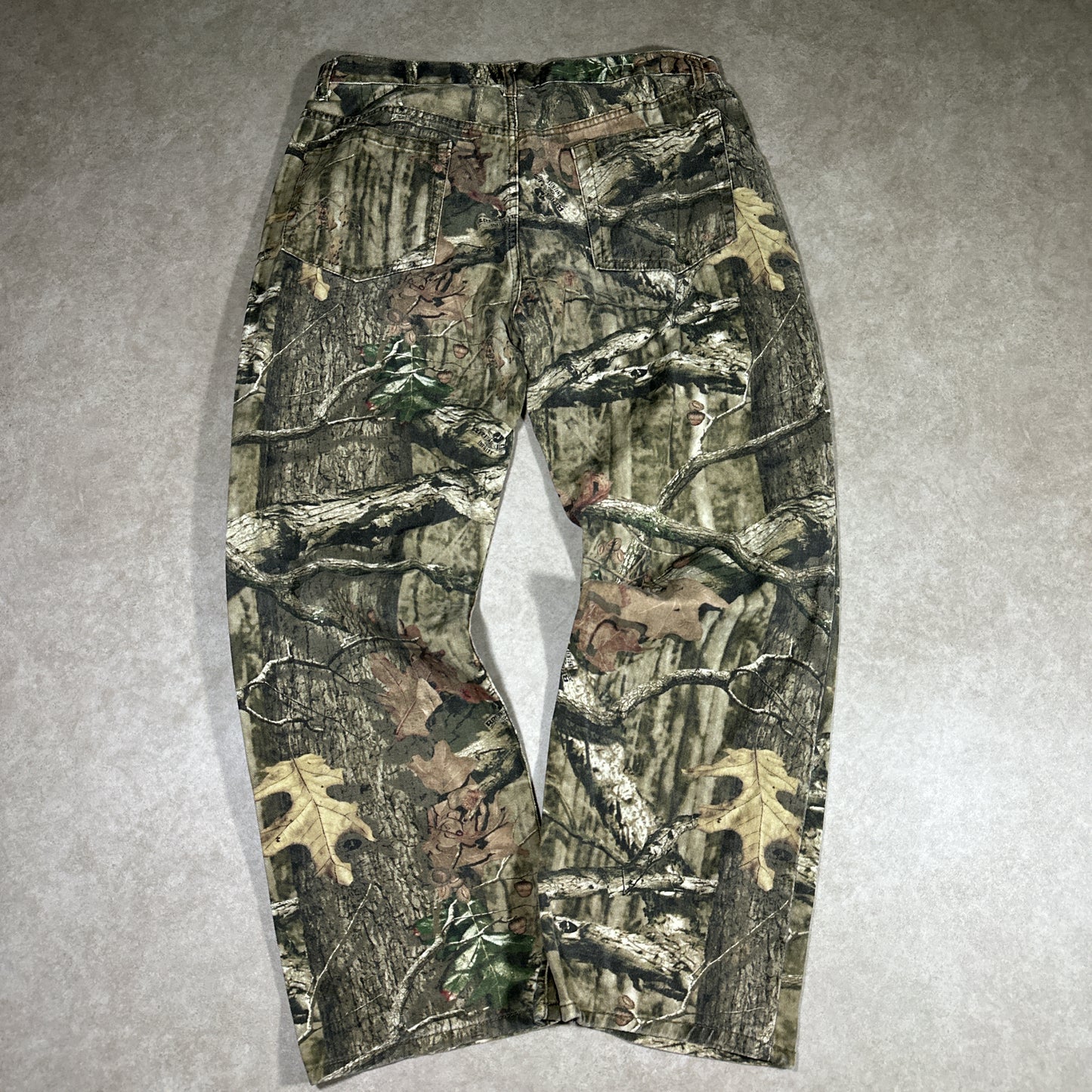 Mossy oak camo pants (36x30)