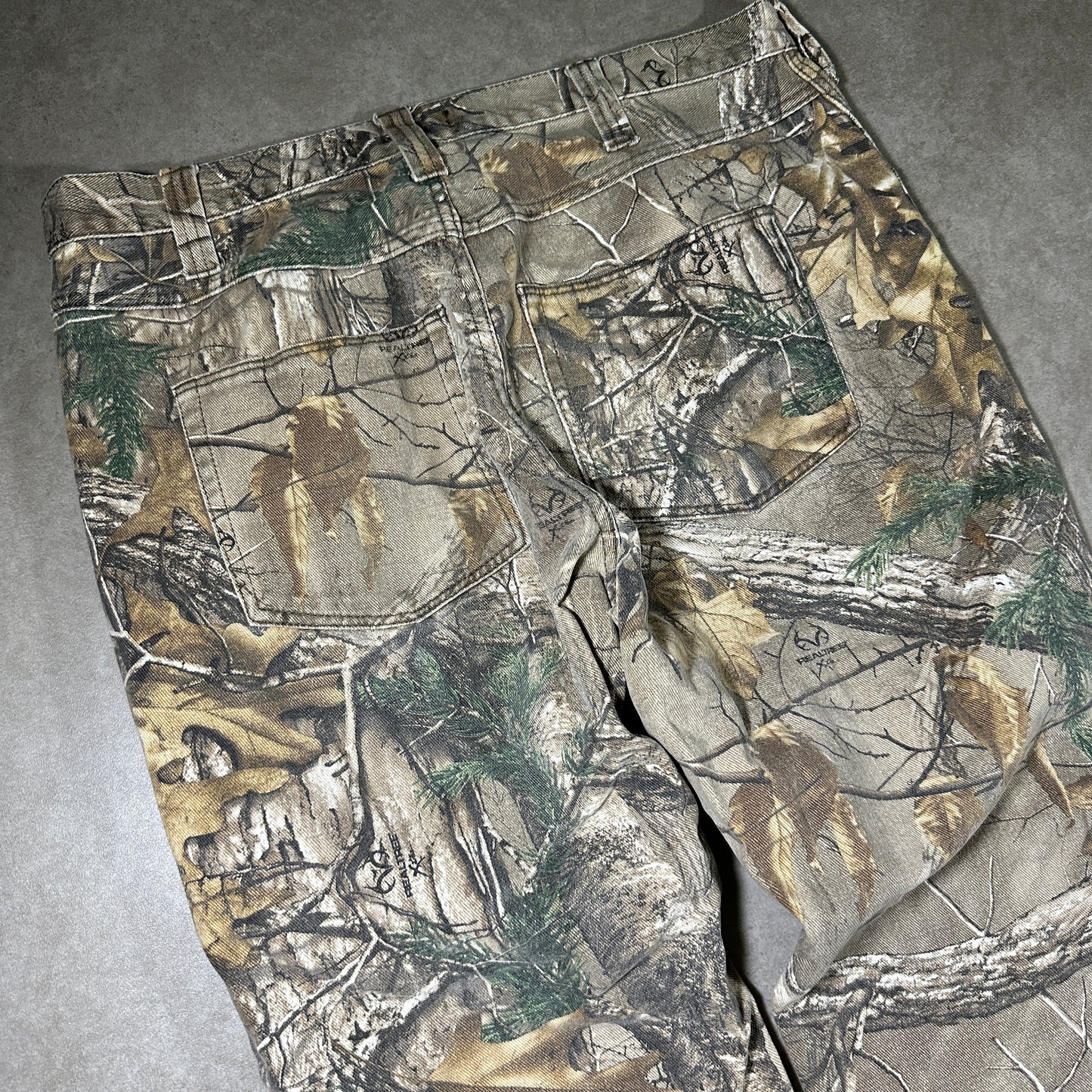 Real tree camo pants (36x32)