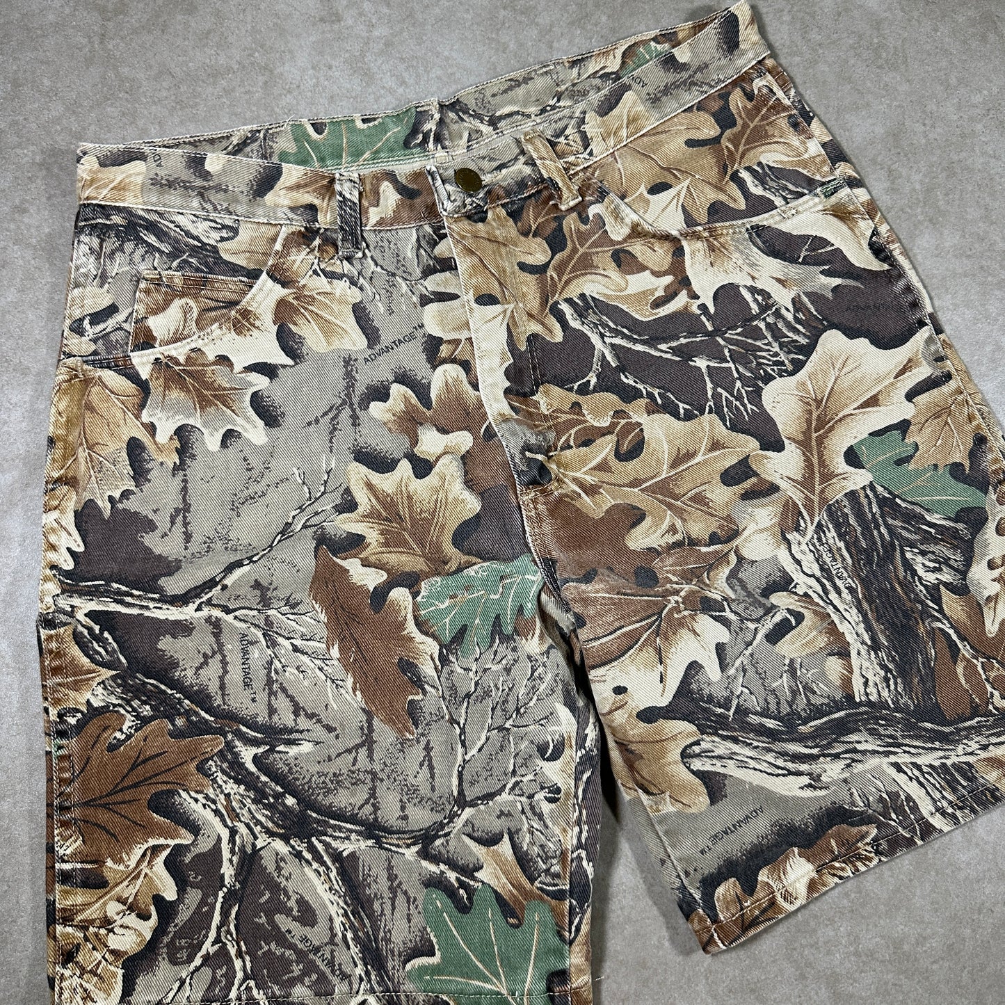 Vintage Camo Wrangler Shorts (34W)
