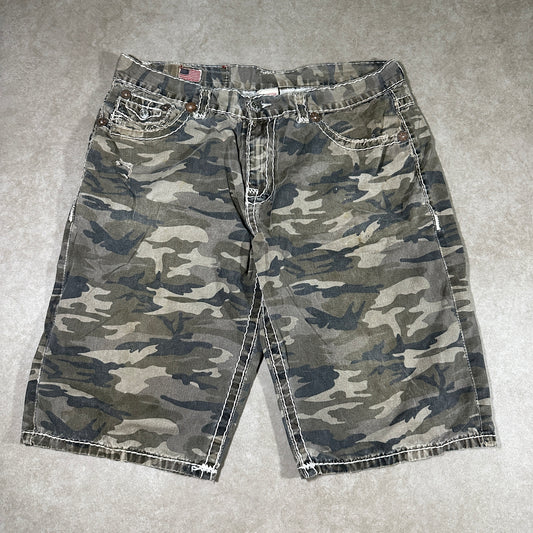 Vintage True Religion Camo Shorts (38W)