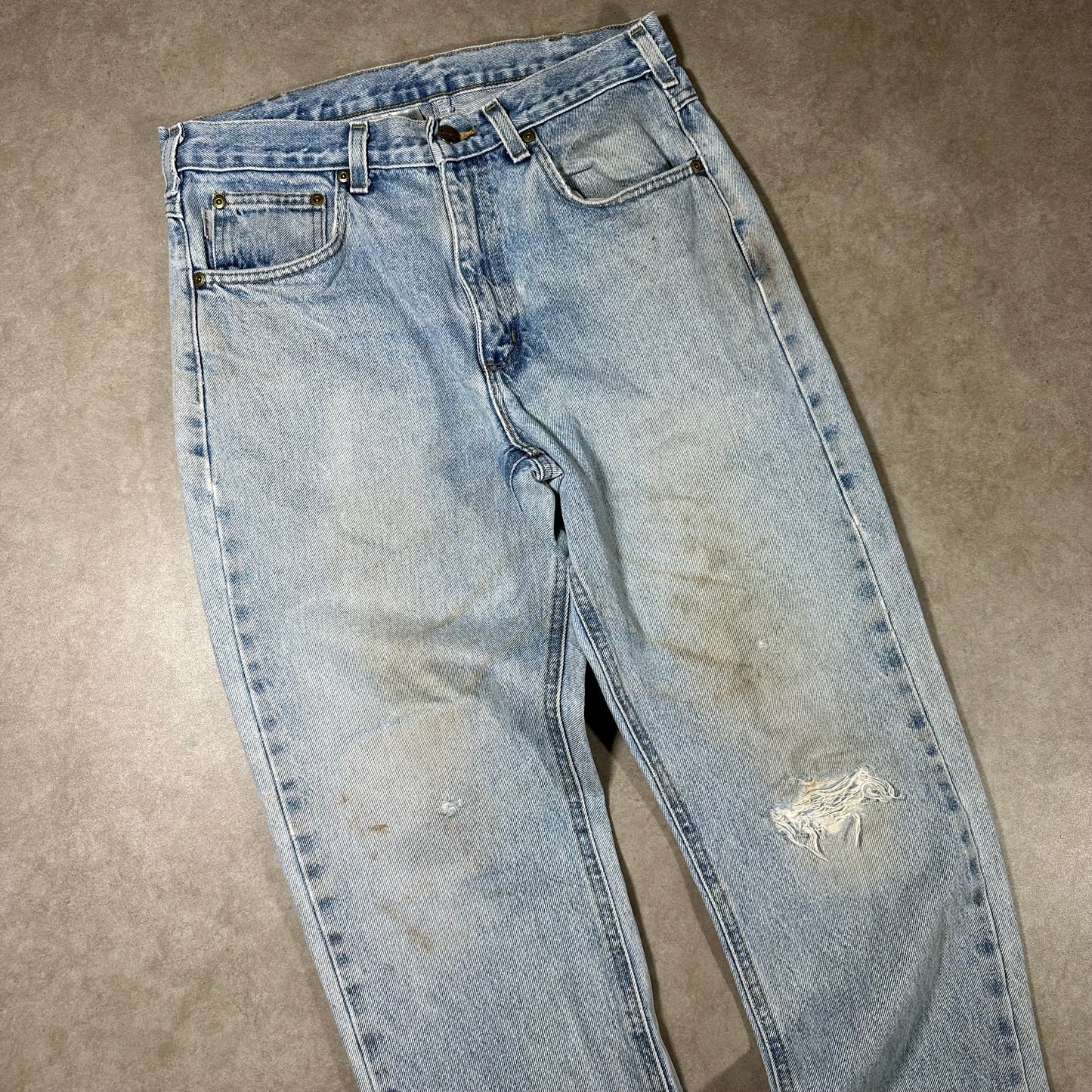 Light washed carhartt jeans (32x30)
