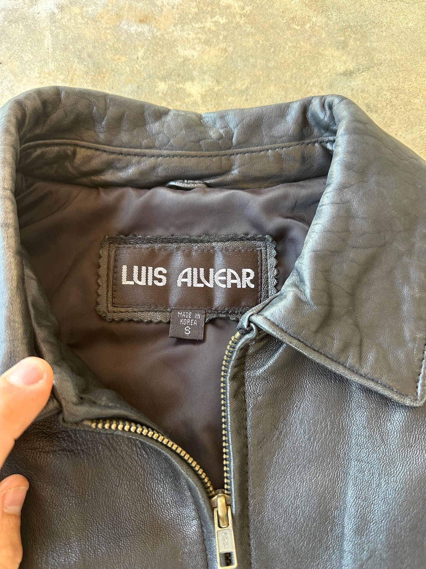 Vintage black leather jacket (M)