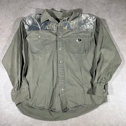 Mossy oak camo button up (L)