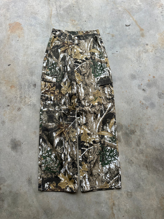 Baggy camo pants (28x30)