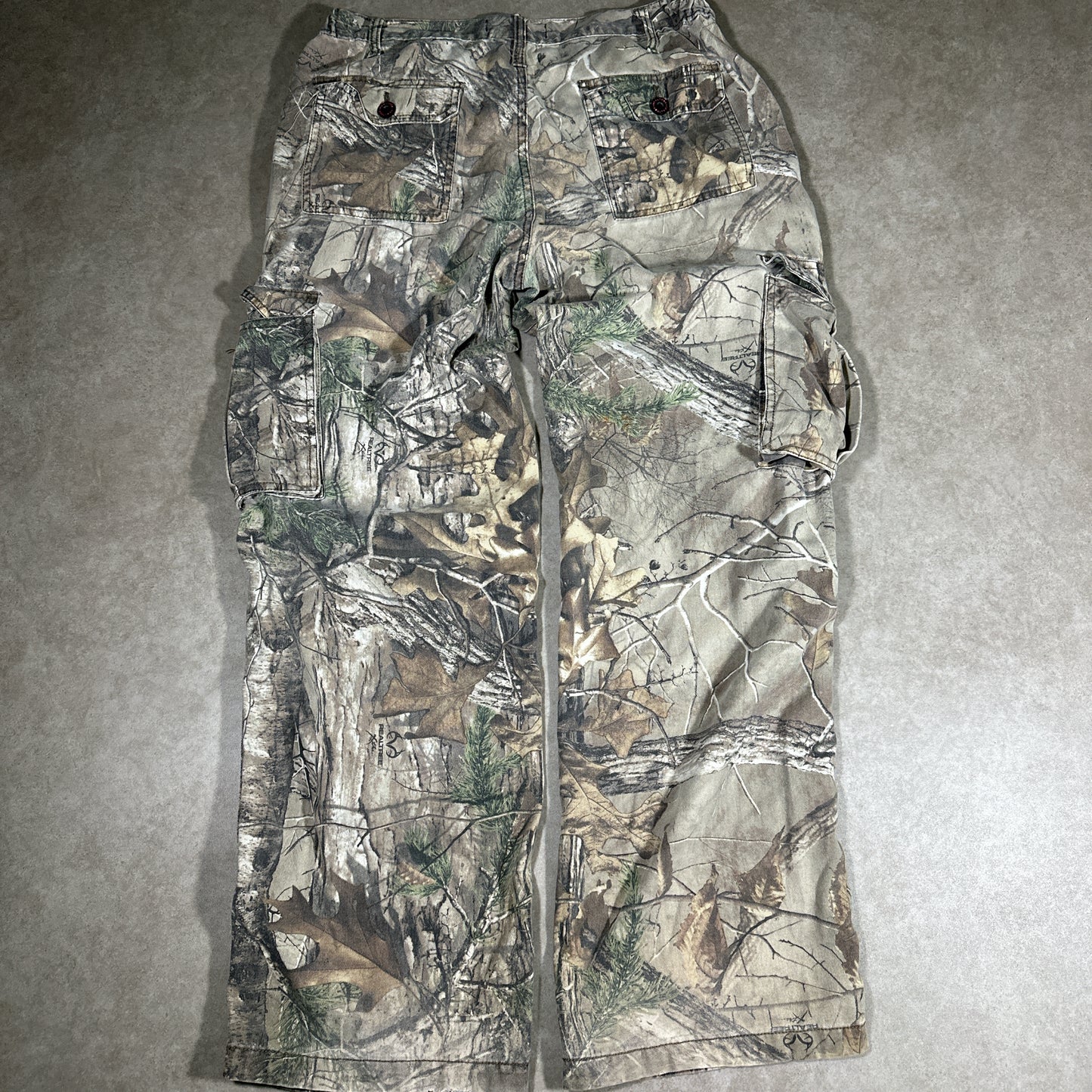 Real tree camo pants (32x31)