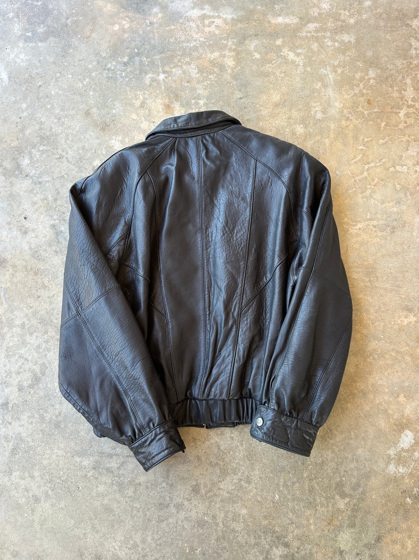 Vintage black leather jacket (M)