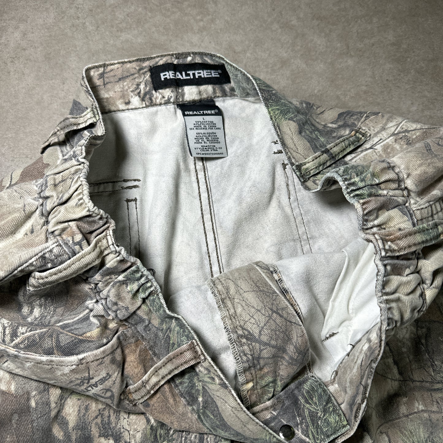 Real tree camo pants (32x31)