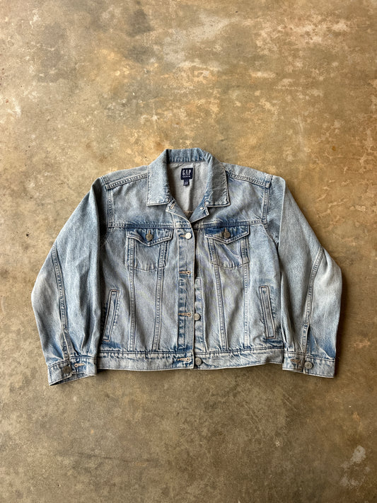 Women’s GAP denim trucker jacket (Women’s S)
